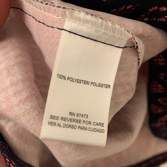 NWOT Gabby Skye bonded lace fit and flare dress - Picture 5 of 7